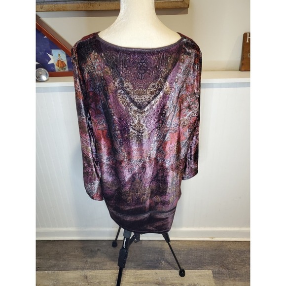 Unity Stretchy Velvet Crochet Bib‎ Top Size 1X - Picture 5 of 9